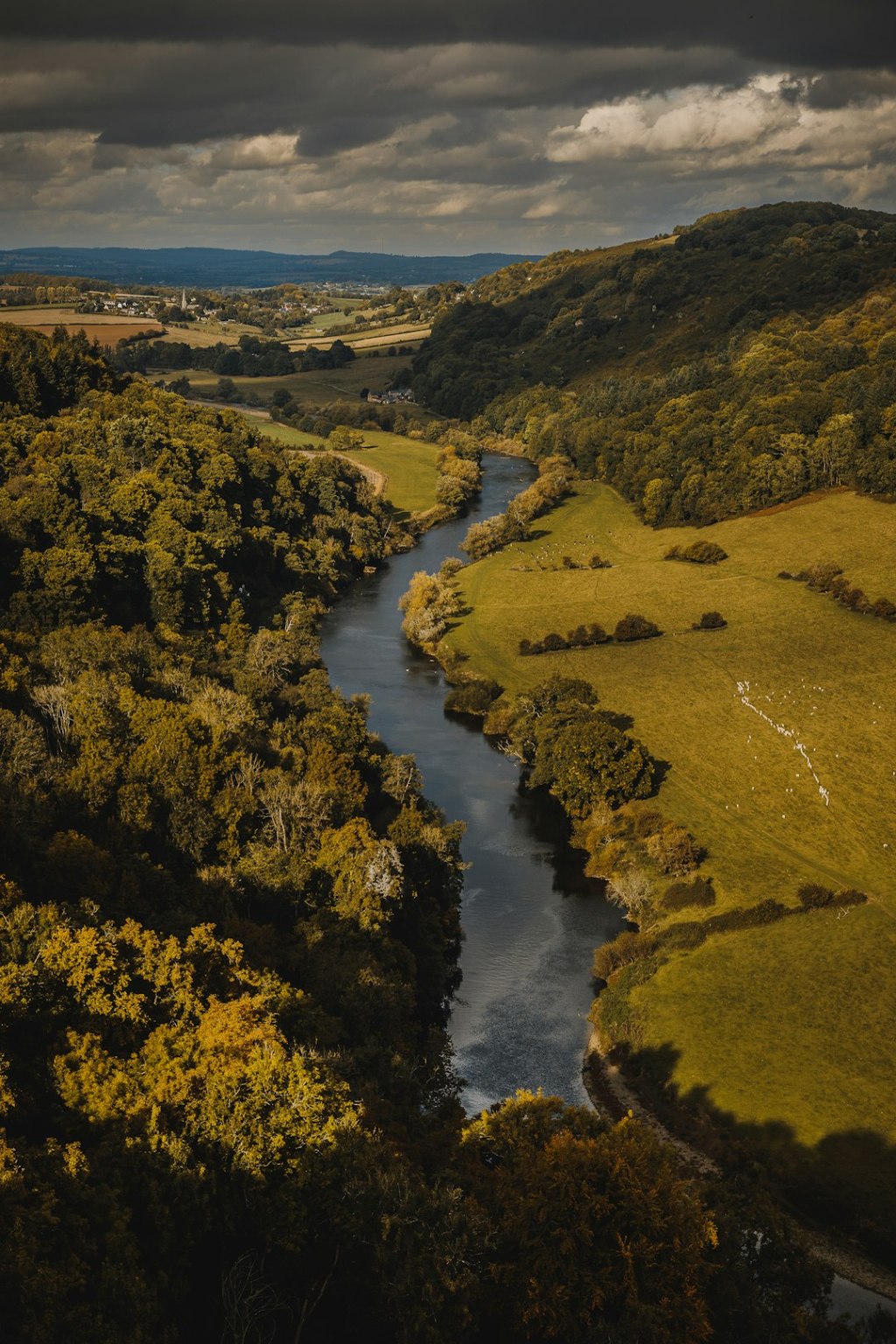 A walk along the river&nbsp;Wye